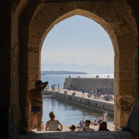 Nobiliare Di Design In Centro Storico A 2 Passi Dal Mare *