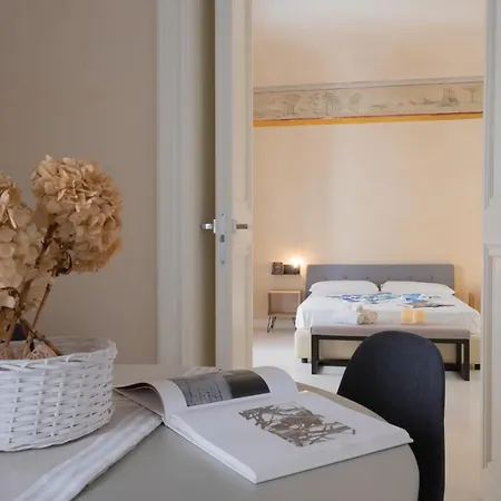 Nobiliare Di Design In Centro Storico A 2 Passi Dal Mare Lejlighed Cefalù