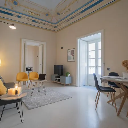 Nobiliare Di Design In Centro Storico A 2 Passi Dal Mare * Cefalù